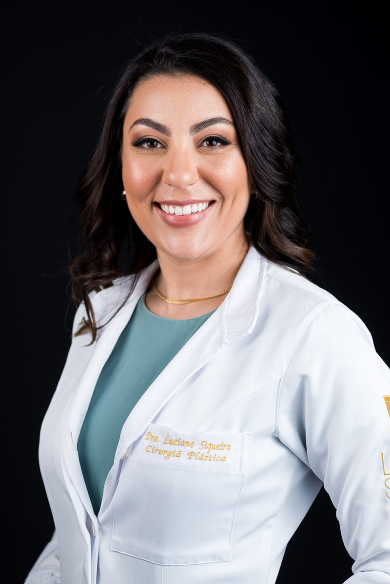 Dra. Luciane Siqueira